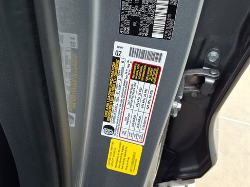 Used 2025 Toyota Grand Highlander FWD image 37