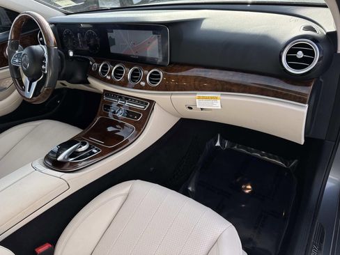 Used 2020 Mercedes-Benz E 350 Sedan image 11