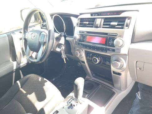 Used 2013 Toyota 4Runner SR5 image 15