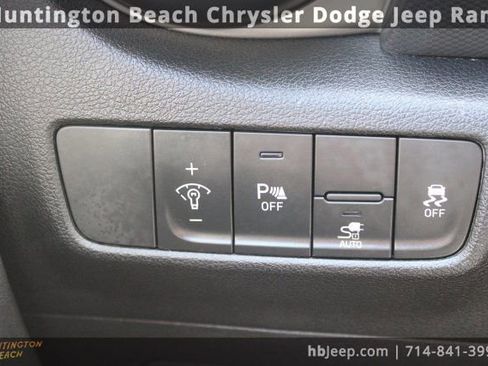 Used 2022 Hyundai Kona Limited w/ Cargo Package image 20