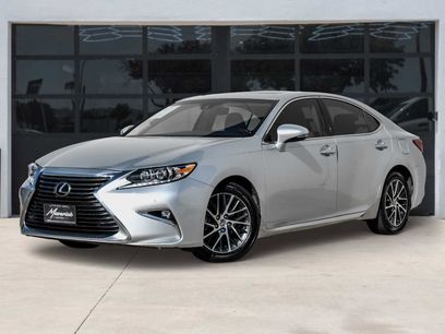 Used 2016 Lexus ES 350 w/ Luxury Package w/Wood Trim