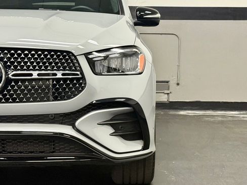 Used 2025 Mercedes-Benz GLE 450 4MATIC image 7