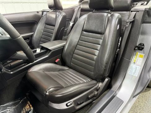 Used 2007 Ford Mustang GT RWD image 22
