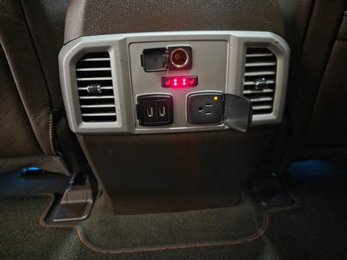 Used 2019 Ford F250 King Ranch w/ King Ranch Ultimate Package AWD/4WD image 84
