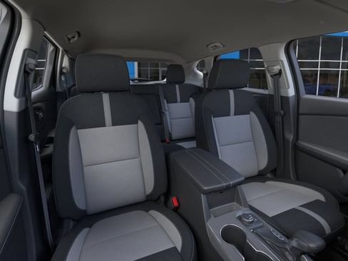New 2026 Chevrolet Blazer LT w/ Convenience Package FWD image 18
