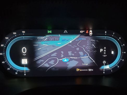 Used 2023 Volvo XC60 B5 Plus image 18