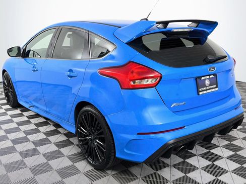 Used 2017 Ford Focus RS AWD/4WD image 9