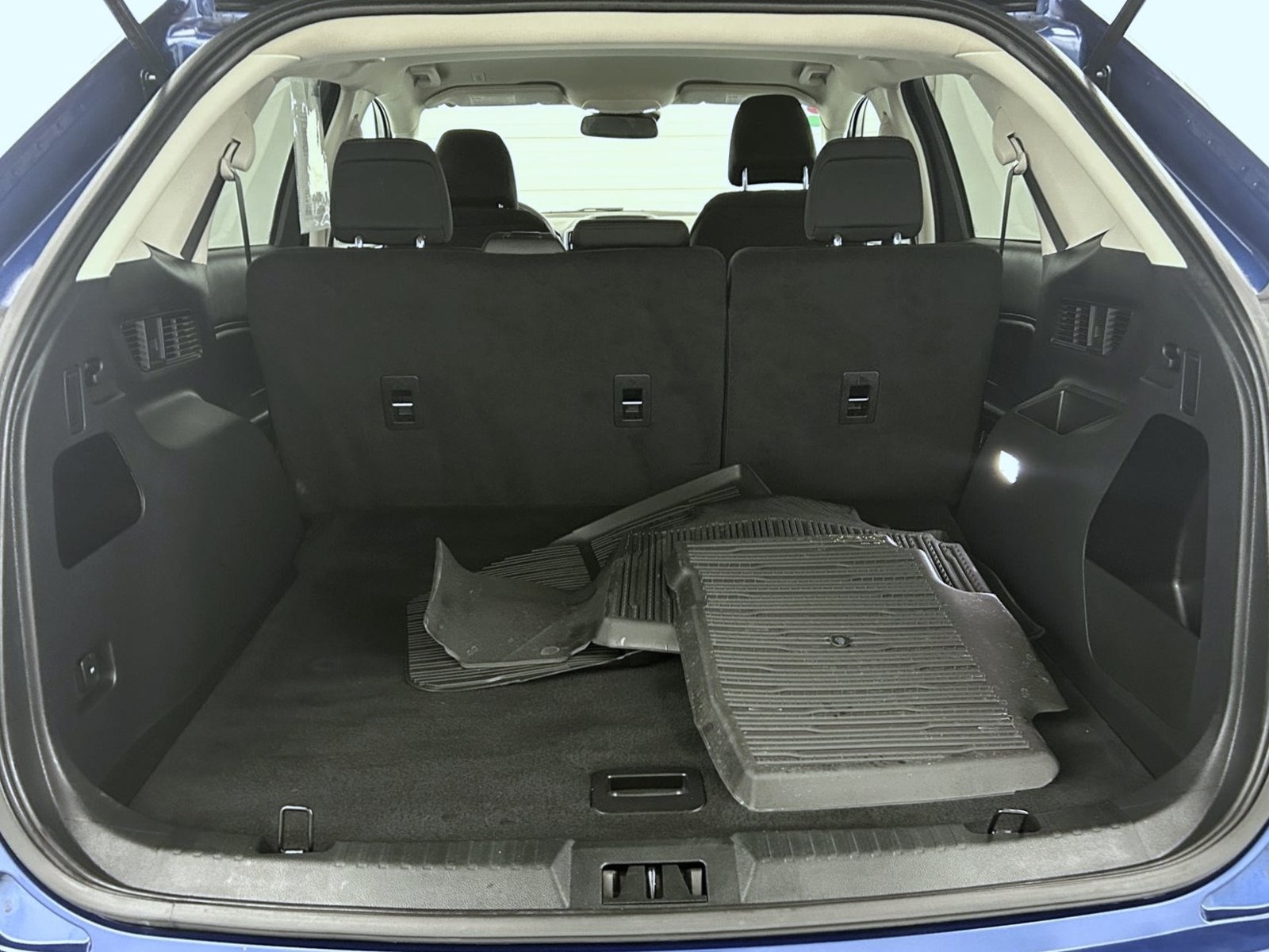 Used 2024 Ford Edge SE w/ Black Appearance Package AWD/4WD image 22