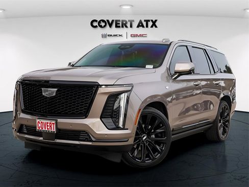 Used 2025 Cadillac Escalade Sport Platinum w/ LPO, ONYX Package image 2