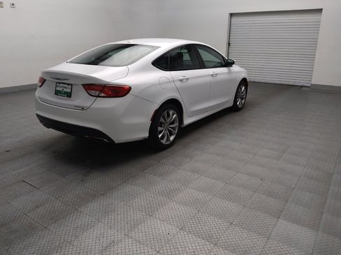 Used 2015 Chrysler 200 S w/ Comfort Group FWD image 9