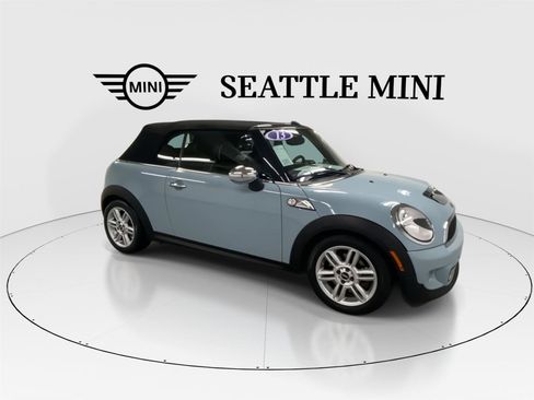Used 2013 MINI Cooper S image 2