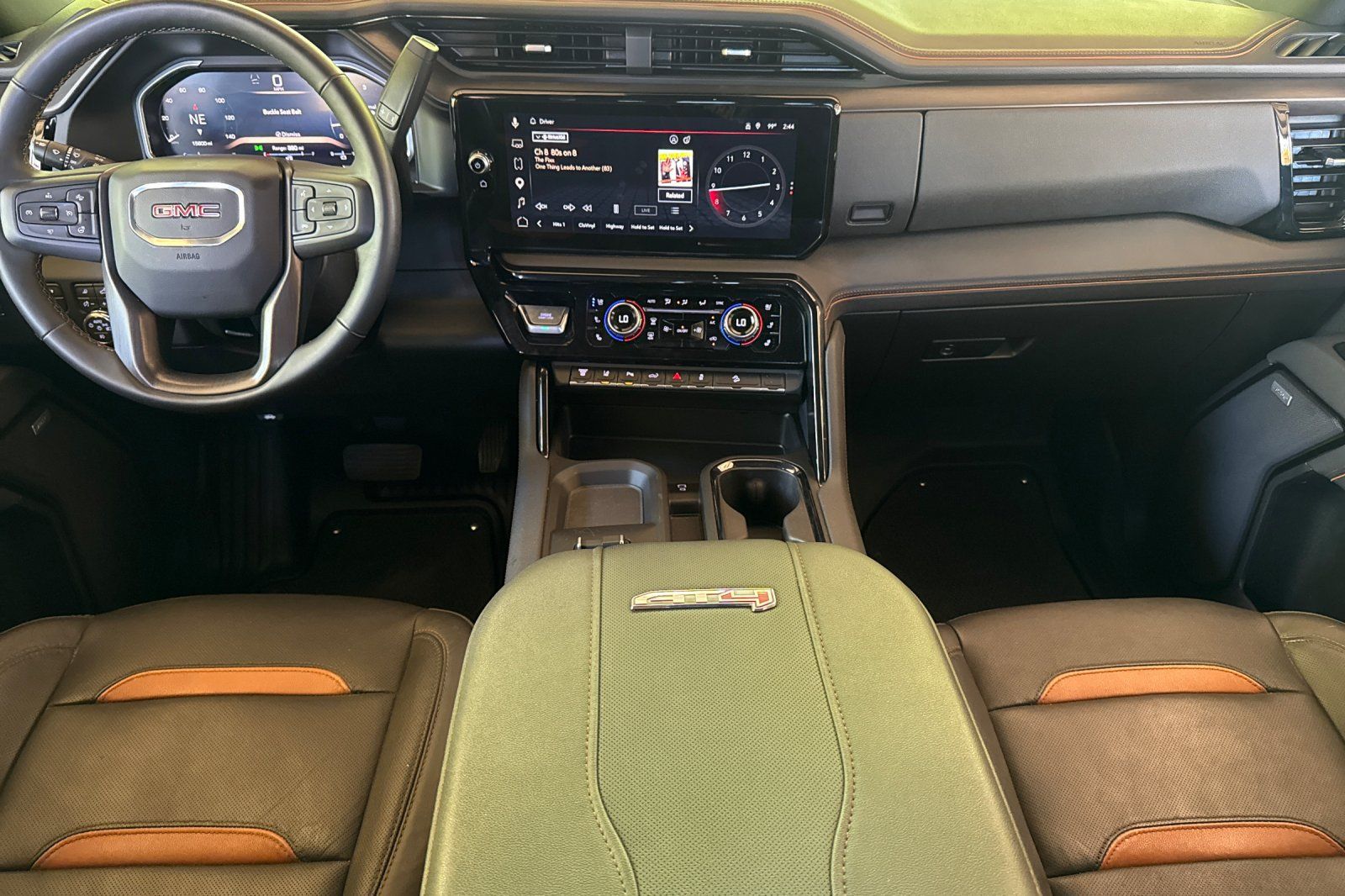 Used 2026 GMC Sierra 2500 AT4 AWD/4WD image 17