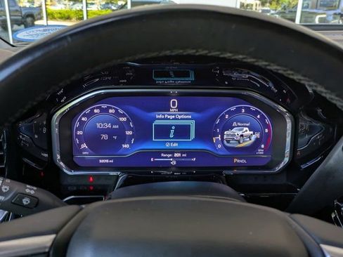 Used 2024 Chevrolet Silverado 2500 LTZ w/ LTZ Convenience Package image 26