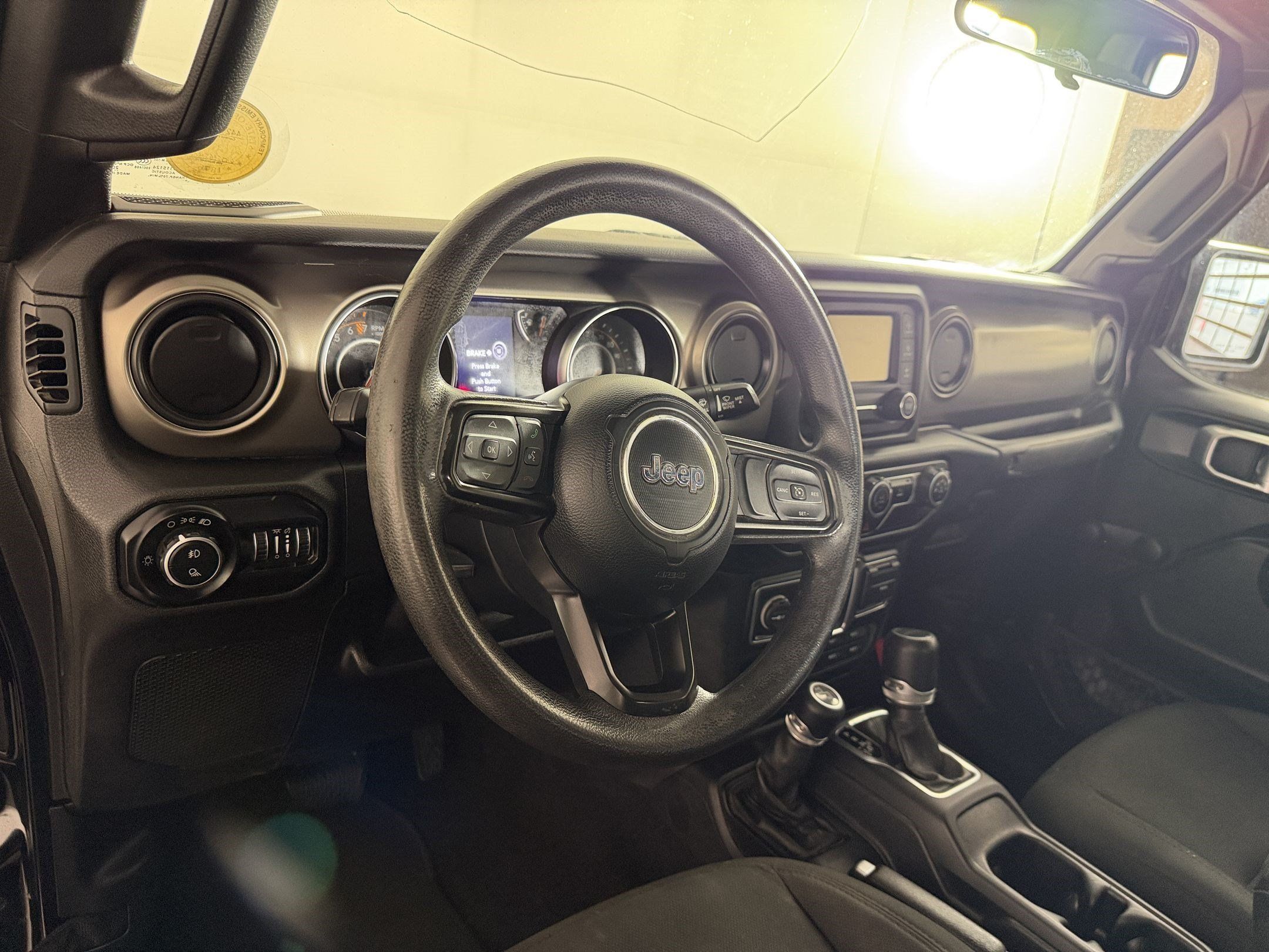 Used 2021 Jeep Gladiator Sport AWD/4WD image 4