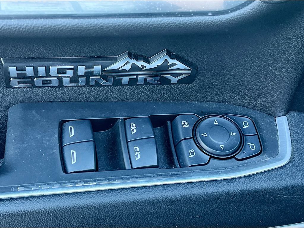 Used 2024 Chevrolet Silverado 1500 High Country AWD/4WD image 18