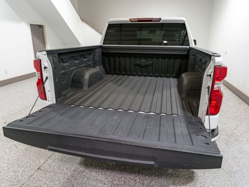 Used 2024 Chevrolet Silverado 1500 RST image 11