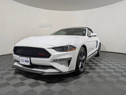 Certified 2022 Ford Mustang GT Premium w/ Equipment Group 401A RWD image 4