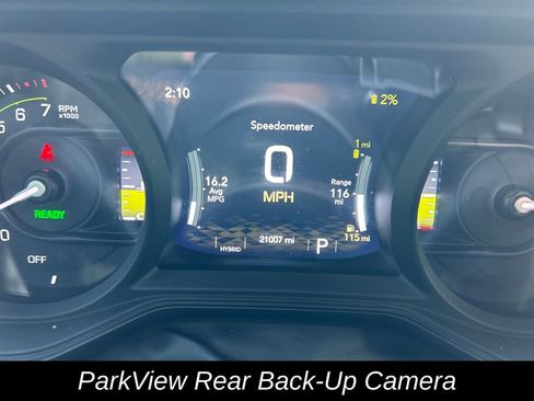Used 2024 Jeep Wrangler Unlimited Sahara AWD/4WD image 18