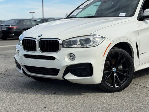Used 2018 BMW X6 sDrive35i w/ M Sport Package RWD image 3