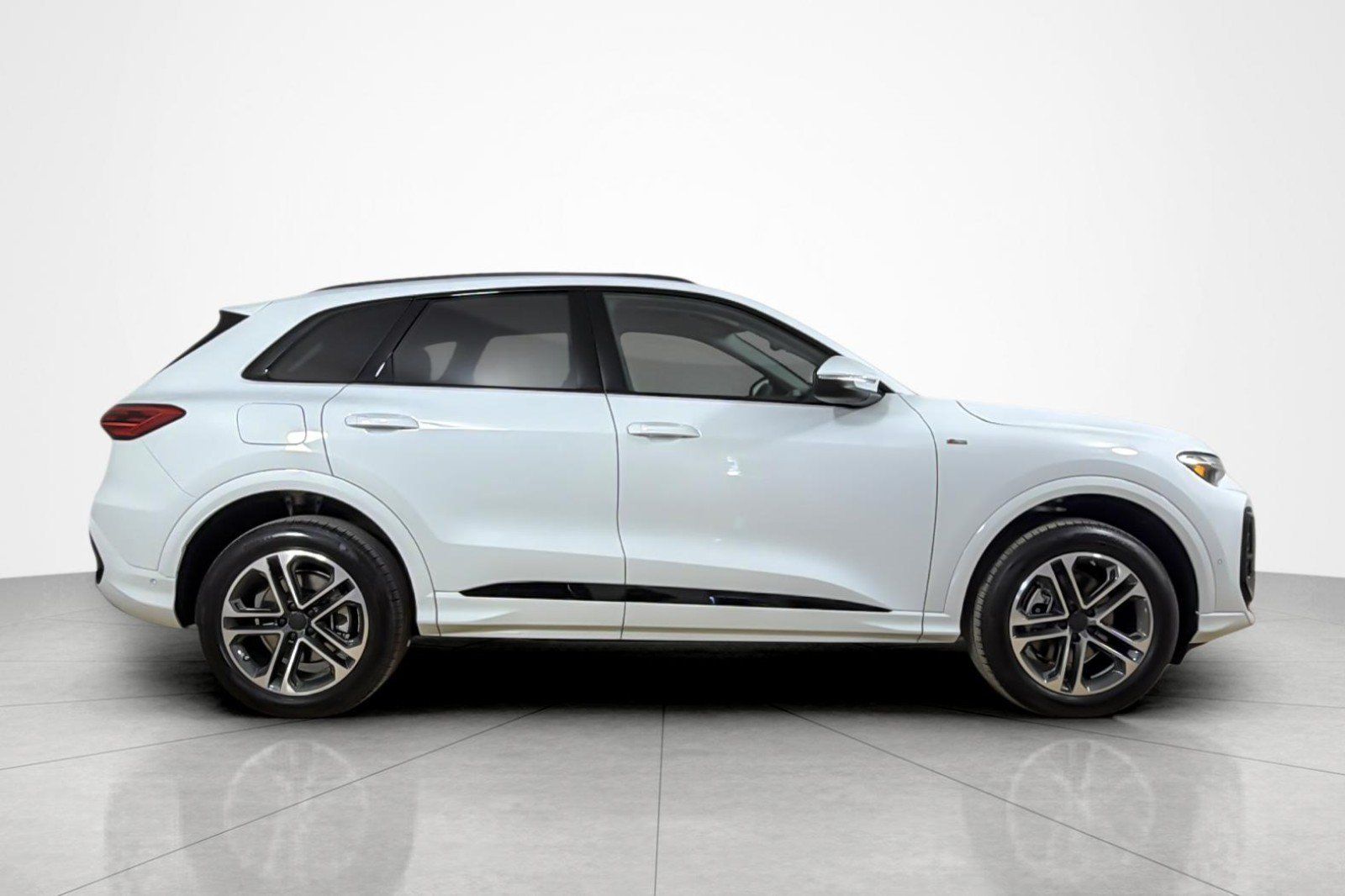 New 2026 Audi Q5 2.0T AWD/4WD image 7