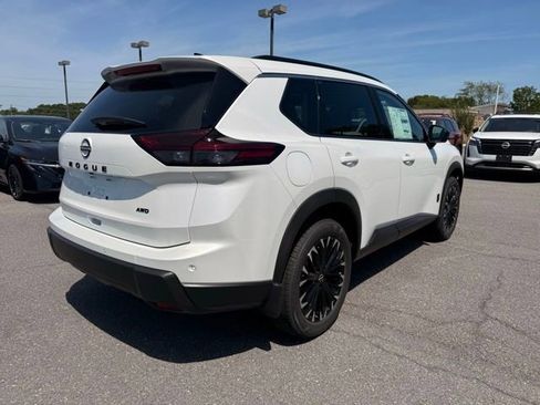 New 2026 Nissan Rogue Dark Armor AWD/4WD image 5