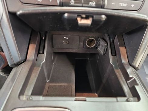 Used 2017 Ford Explorer FWD image 17