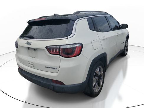 Used 2018 Jeep Compass Limited w/ Navigation Group FWD image 6