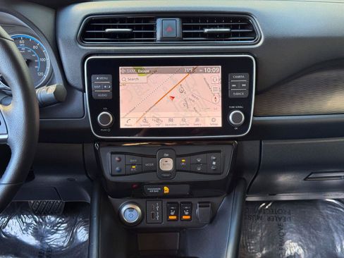 Used 2025 Nissan Leaf SV Plus FWD image 21