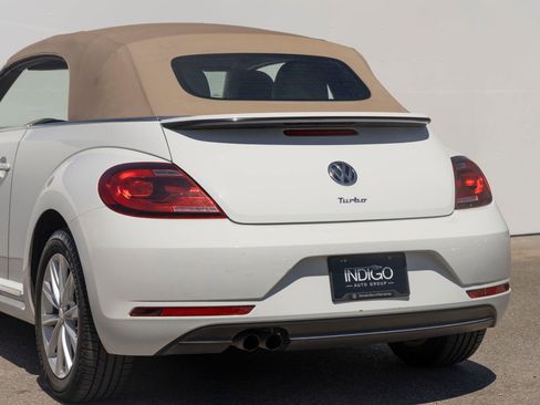 Used 2019 Volkswagen Beetle 2.0T SE FWD image 8