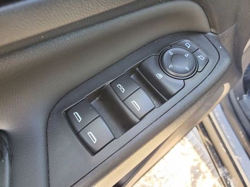 Certified 2024 Chevrolet Equinox LT w/ LPO, Floor Liner Package image 21