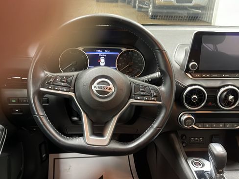 Used 2020 Nissan Sentra SV w/ Electronics Package FWD image 3