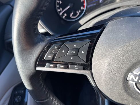 Used 2023 Nissan Altima 2.5 SL image 34