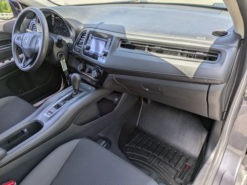 Used 2020 Honda HR-V LX image 22