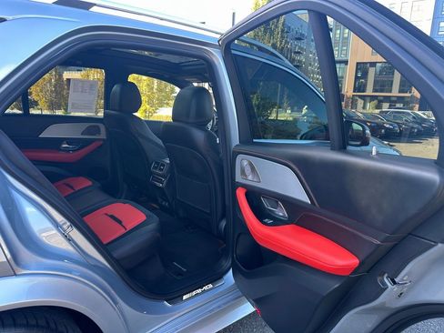 Used 2025 Mercedes-Benz GLE 53 AMG 4MATIC image 13