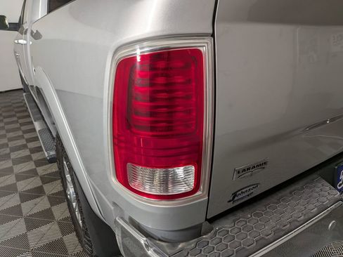 Used 2016 RAM 3500 Laramie w/ Cold Weather Group image 12