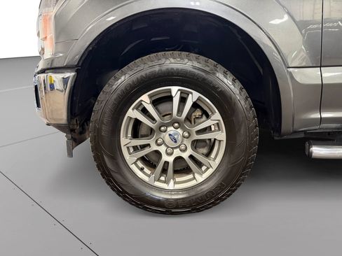 Used 2019 Ford F150 Lariat AWD/4WD image 14