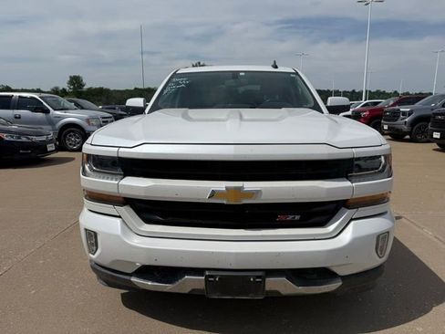 Used 2017 Chevrolet Silverado 1500 LT w/ All Star Edition AWD/4WD image 9