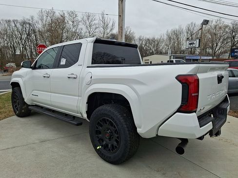 New 2026 Toyota Tacoma SR5 AWD/4WD image 7