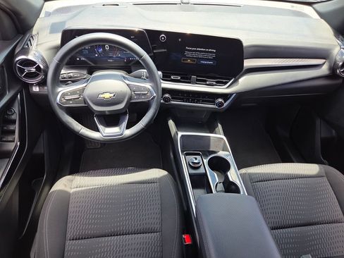 Certified 2026 Chevrolet Equinox LT FWD image 7