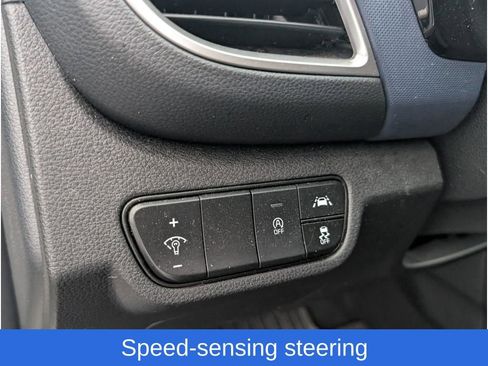 Used 2023 Kia Seltos S w/ Navigation Package image 17