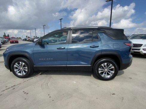 Used 2025 Chevrolet Equinox LT w/ Convenience Package II image 5