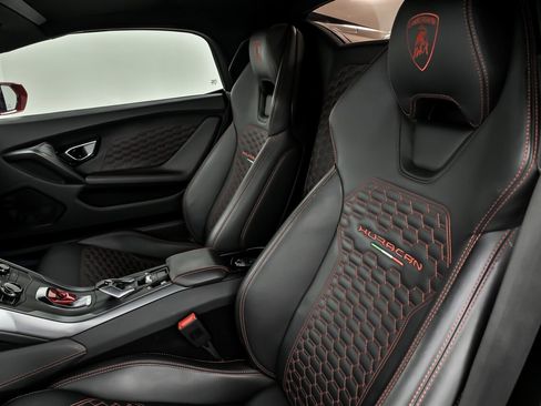 Used 2019 Lamborghini Huracan LP 580-2 image 28