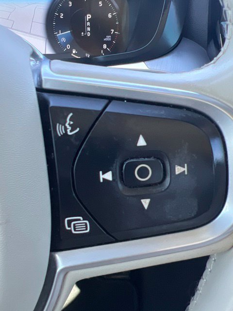 Used 2018 Volvo XC60 T6 Momentum w/ Convenience Package AWD/4WD image 12