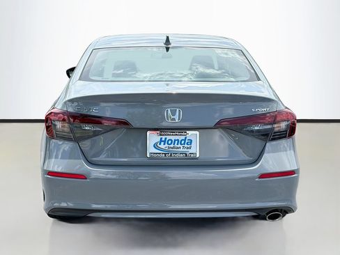 Used 2025 Honda Civic Sport image 6