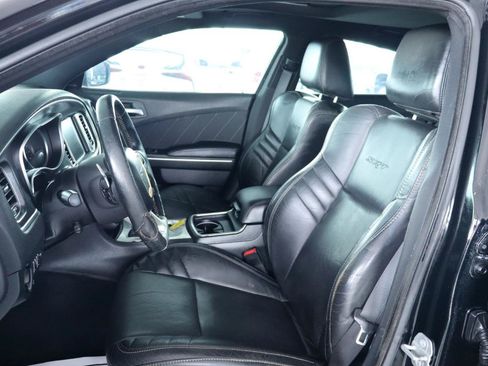 Used 2016 Dodge Charger SRT w/ Harman/Kardon Audio Group RWD image 16