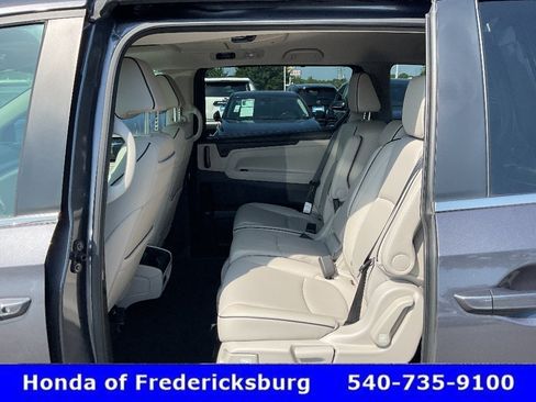 Certified 2026 Honda Odyssey Touring image 16