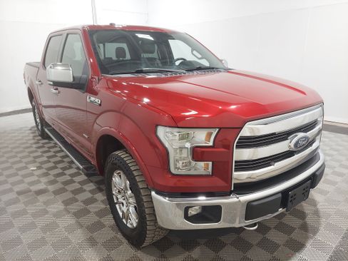 Used 2016 Ford F150 Lariat w/ Equipment Group 502A Luxury AWD/4WD image 4