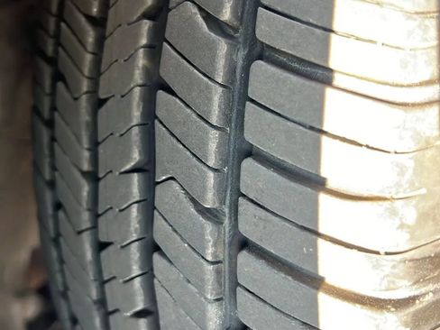 Used 2017 Subaru Crosstrek 2.0i Limited image 34