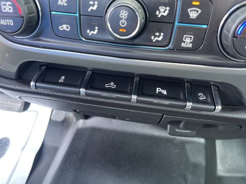 Used 2015 Chevrolet Silverado 2500 LT w/ Z71 Package, Off-Road image 28