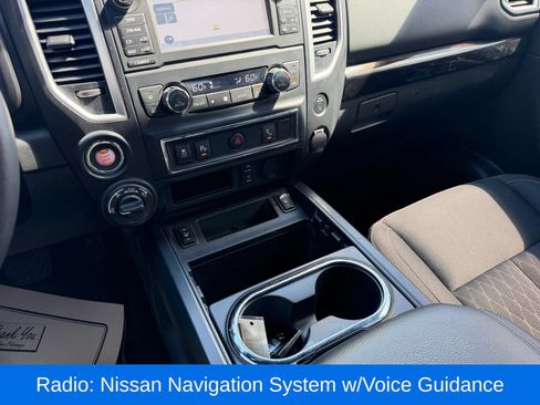 Used 2018 Nissan Titan SV w/ SV Convenience Package AWD/4WD image 24